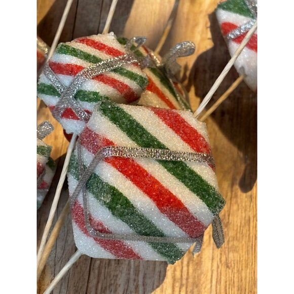 Set of 3 Red, Green and White Sugar Coated Christmas Present Floral Pick / Spray - Picture 2 of 5